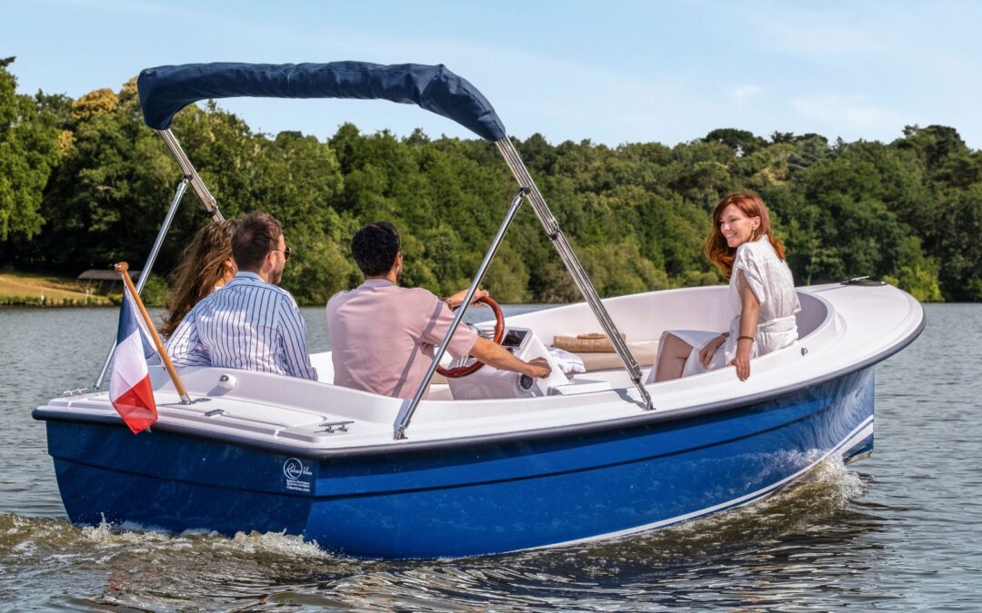 Location de bateau électrique « SCOOP » 7 places